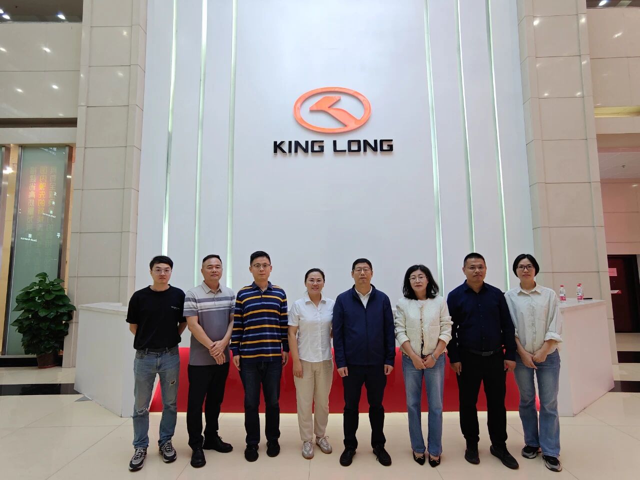 我校赴厦门开展智能网联汽车技术新专业建设调研